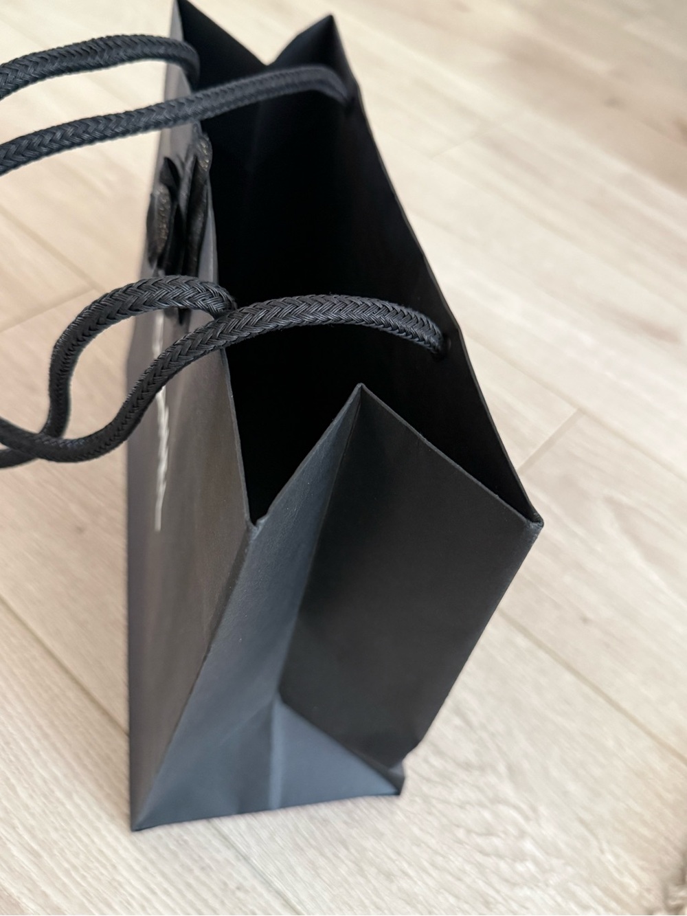 Black Shopping Tote with White Camellia and Ribbon ๐ - Picture 5 of 5